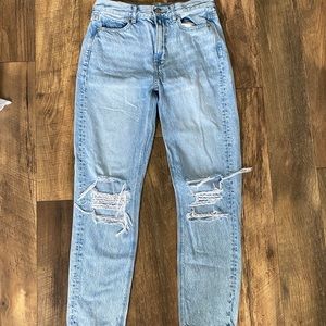 AE mom jeans 🦋🦋
